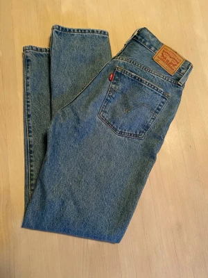 Levi's 501 jeans  - Klassiska blå Levi's 501 i storlek 26/30. Mycket gott skick och knappt använda!