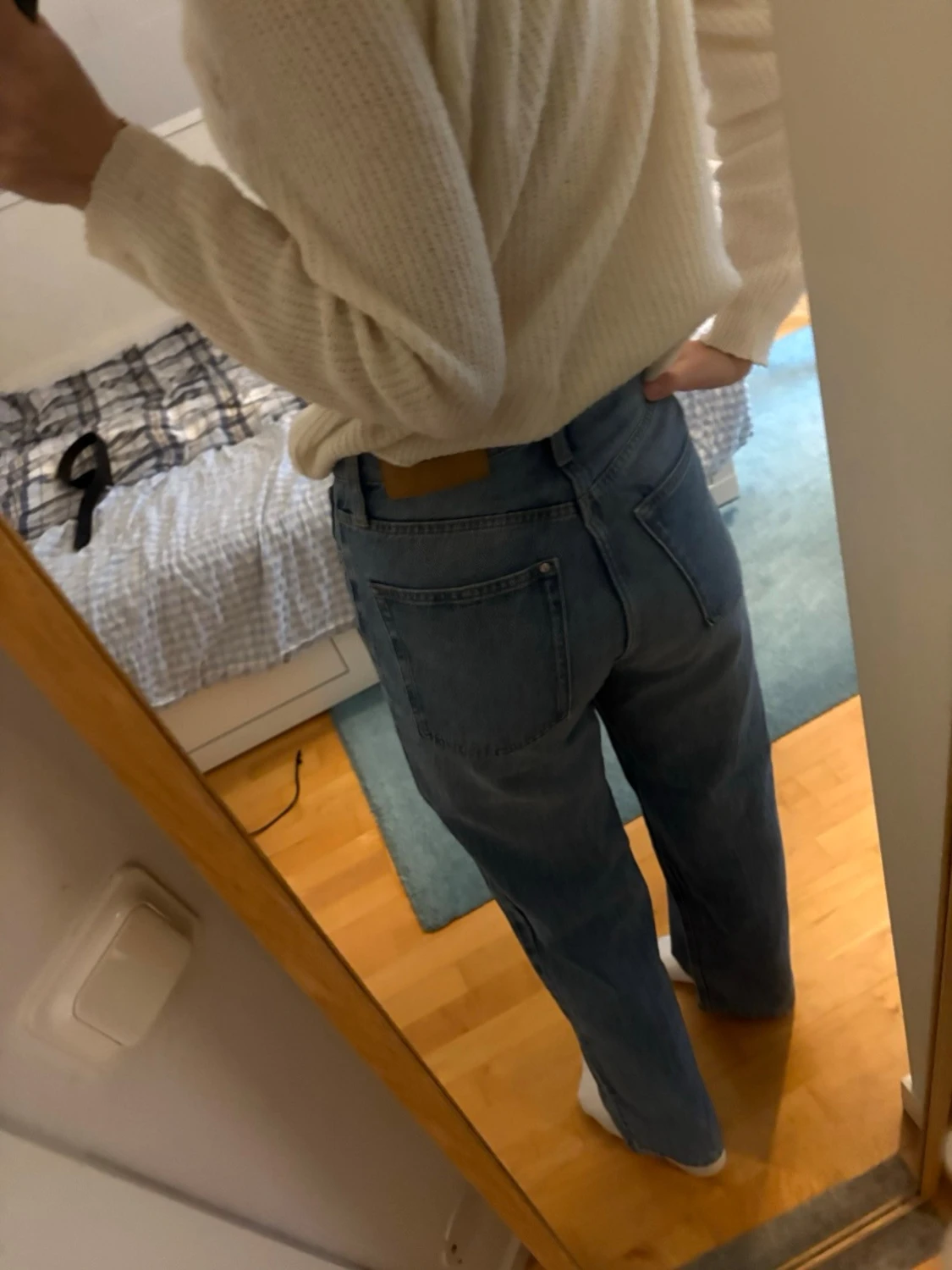 Blå raka jeans med hög midja - 1