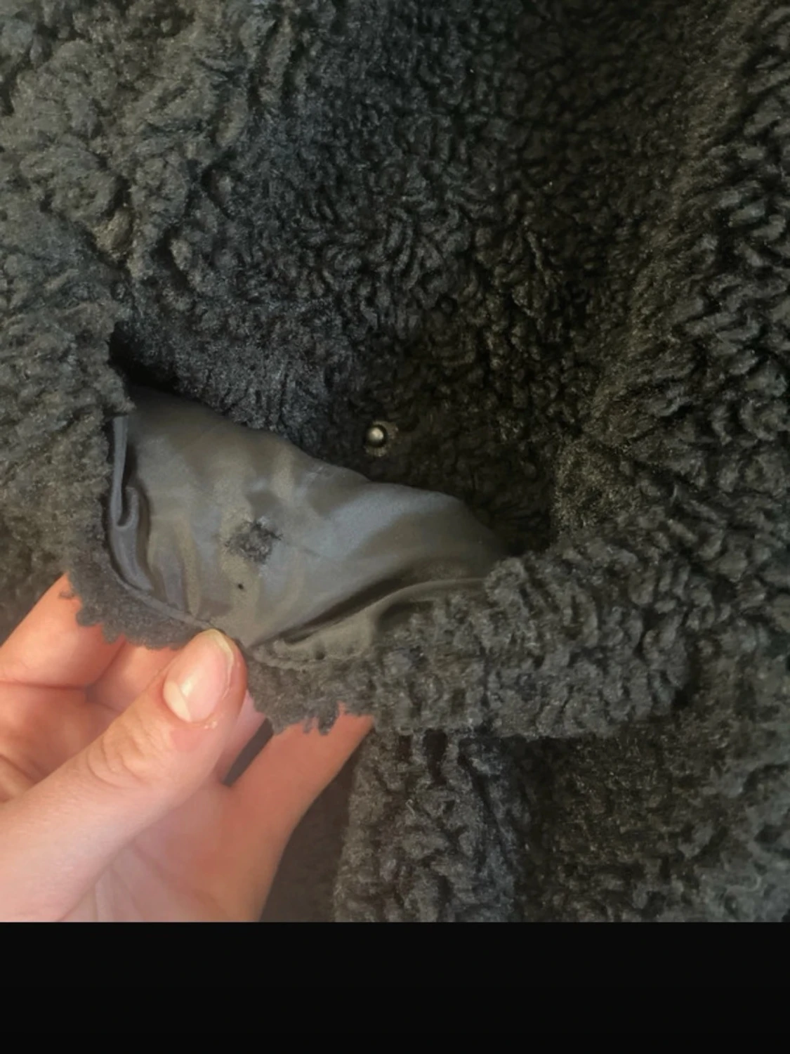 Svart teddyjacka med tryckknappar - 3