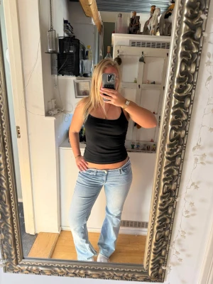 Svart linne - Ett svart linne från shein