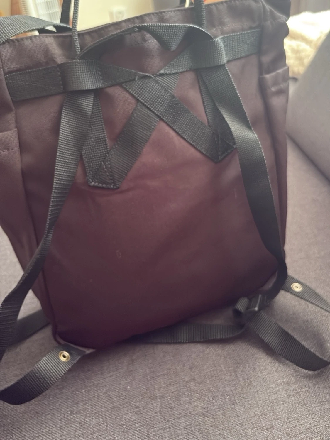 Svart Fjällräven Kånken ryggsäck och handväska  - 1