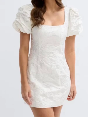 Gina tricot klänning - Helt ny klänning ifrån Gina tricot, alla lappar kvar!