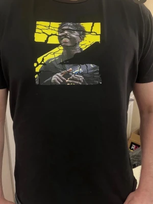 Zadok yohana t shirt  - Hej jag säljer Zadok yohana tröjor det finns alla storlekar 158-xxl skriv vid intresse  dam och herr 