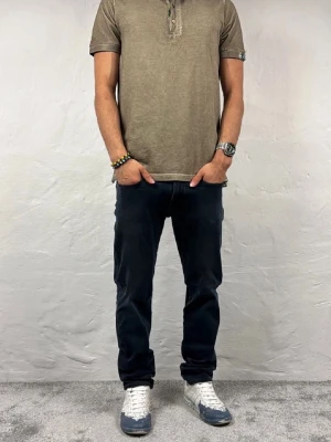Replay jeans  - Ett par riktigt snygga jeans från Replay i storlek W31 L30 i modellen Anbbas Hyperflex 