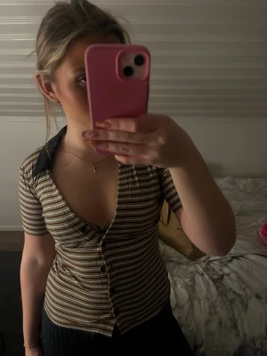 randig topp  - aldrig använd!🤎