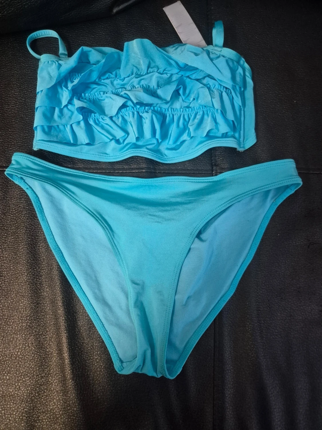 Turkos bikini med volangdetaljer Cubus S