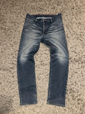 Edwin jeans - Ett par tvärfeta Edwin jeans. Skriv vid minsta fundering