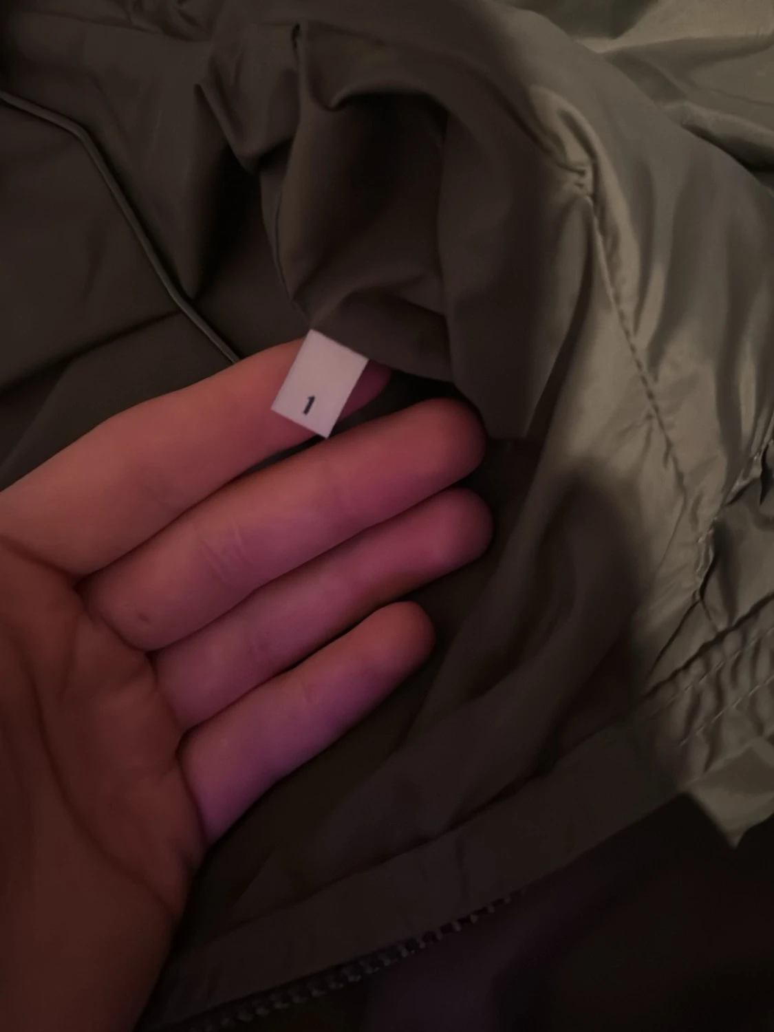 Moncler mörkgrön vindjacka med huva - 3