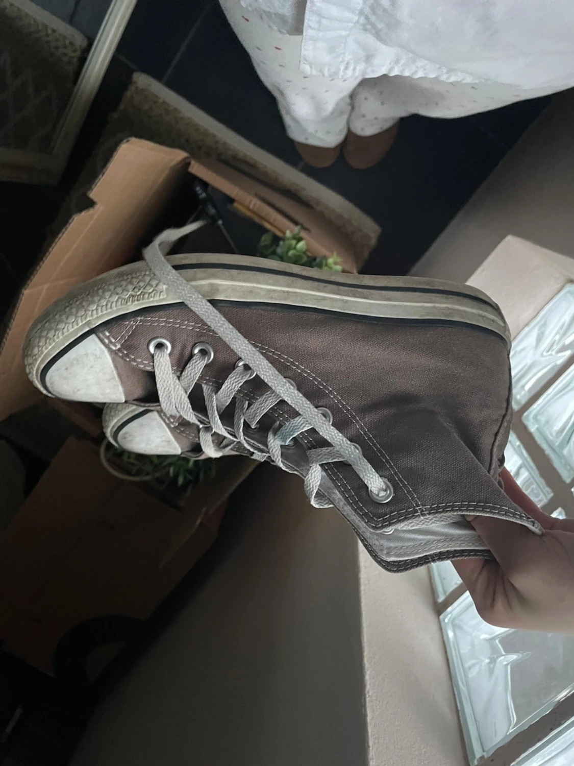 Converse
