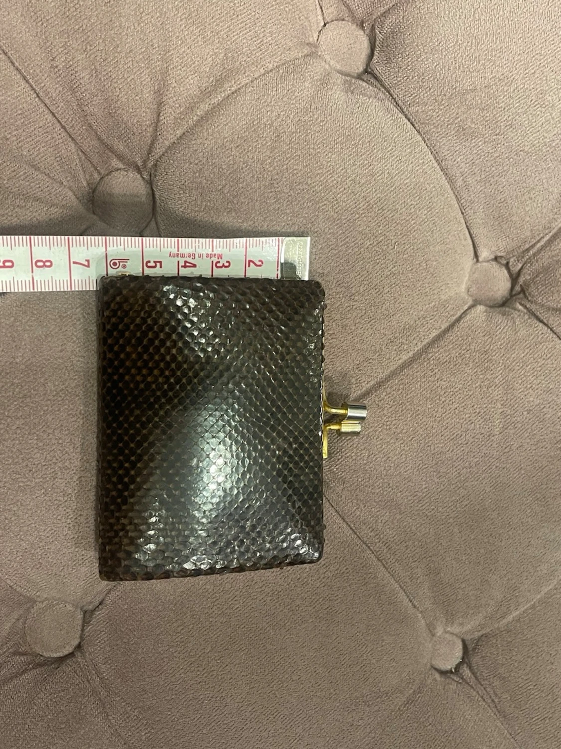 Brun plånbok i ormmönstrat läder - 5