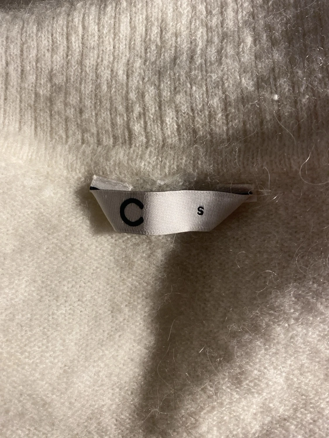 Off shoulder vit stickad tröja Cubus - 1