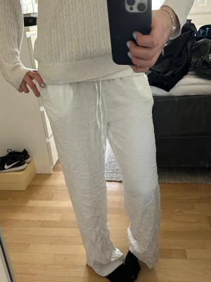 Linnebyxor - Jättefina linnebyxor som jag tyvärr inte har använt något alls, perfekta till sommaren och våren!💞💞 från Nelly🥰💞