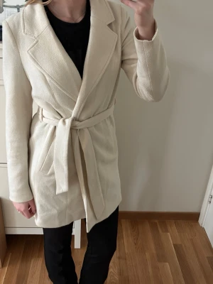 Kappa - Den har lite små fläckar men de syns knappt!