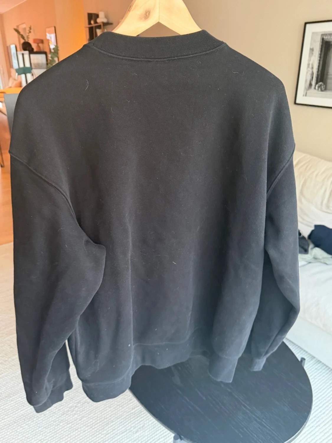 Svart sweatshirt från H&M Loose Fit - 2