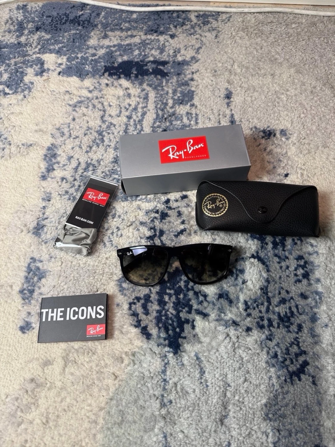Svarta Ray-Ban Wayfarer solglasögon