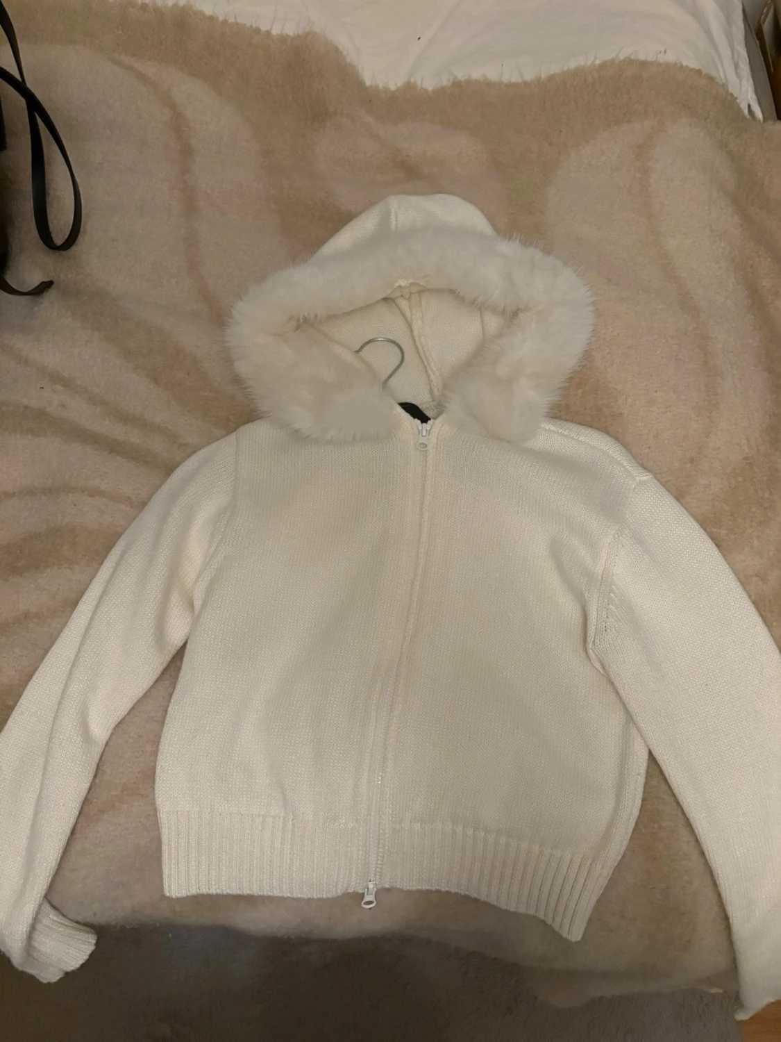 Tröja  från Gina  - 3