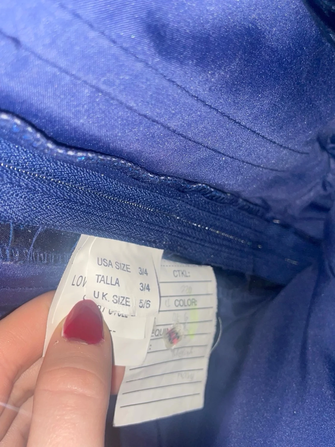 Marinblå axelbandslös balklänning - 4