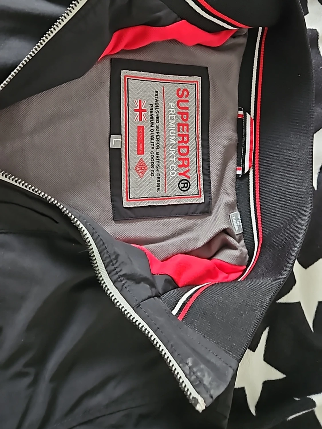 Svart Superdry vindjacka med vita dragkedjor - 2