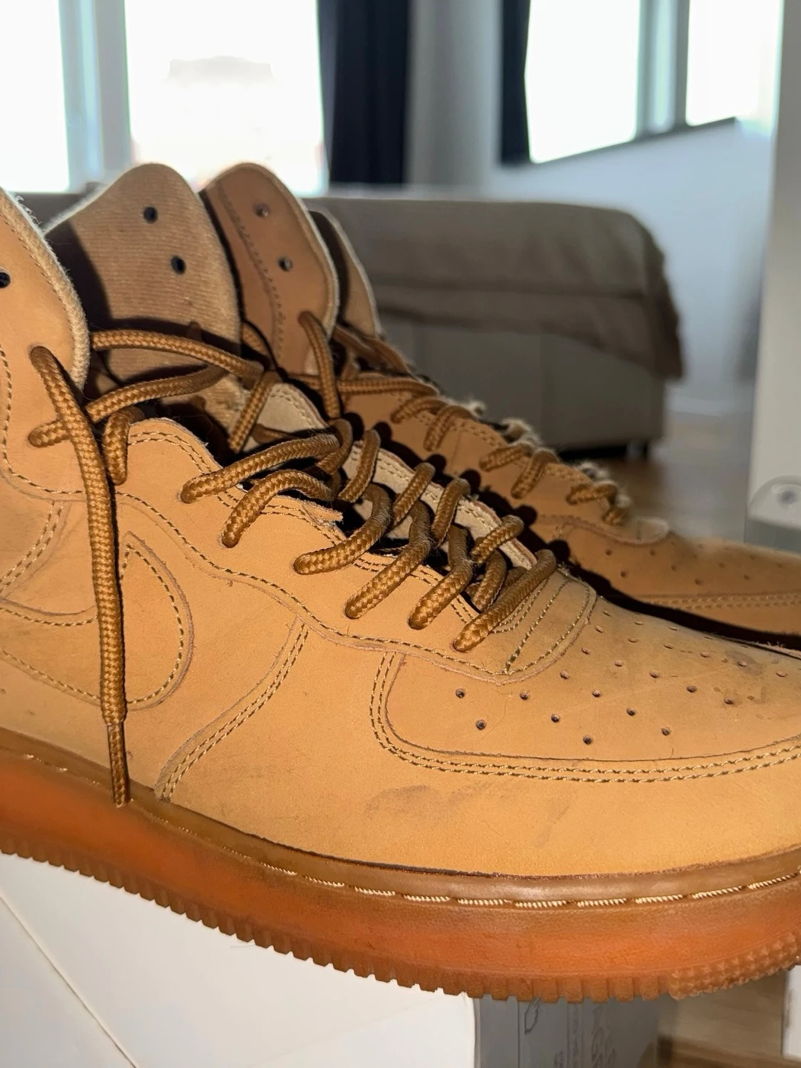 Nike Air Force 1 High Wheat - 1