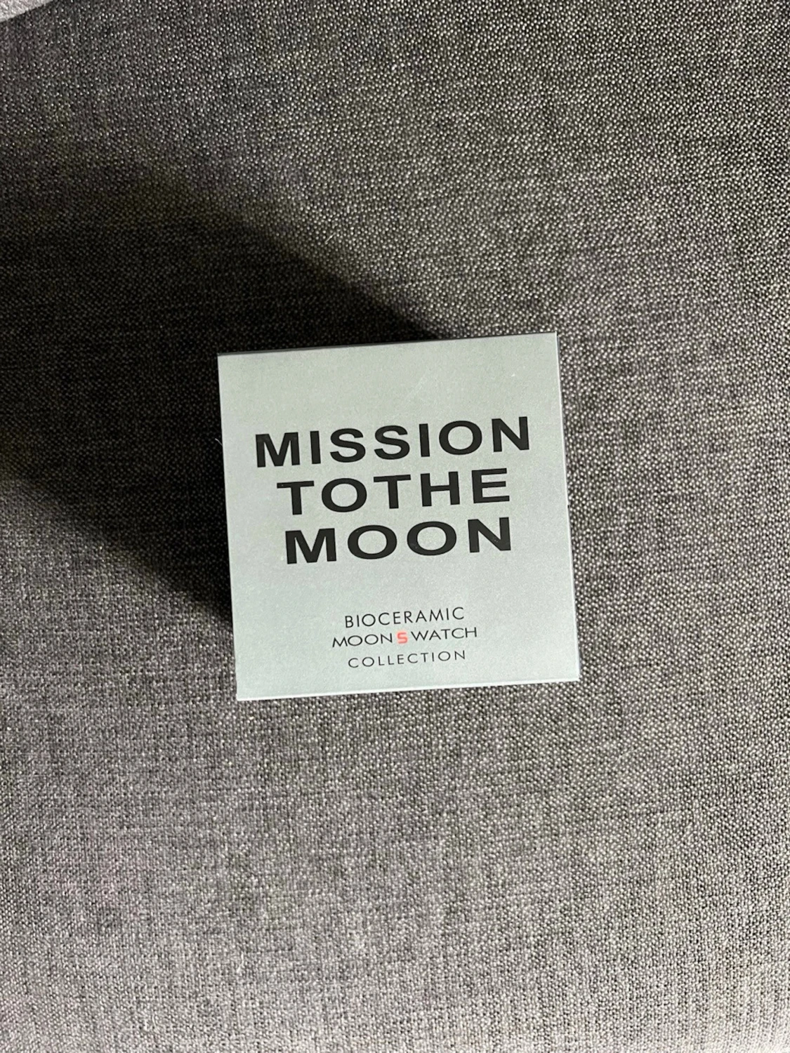 Omega x Swatch Moonswatch mission to the moon - 4