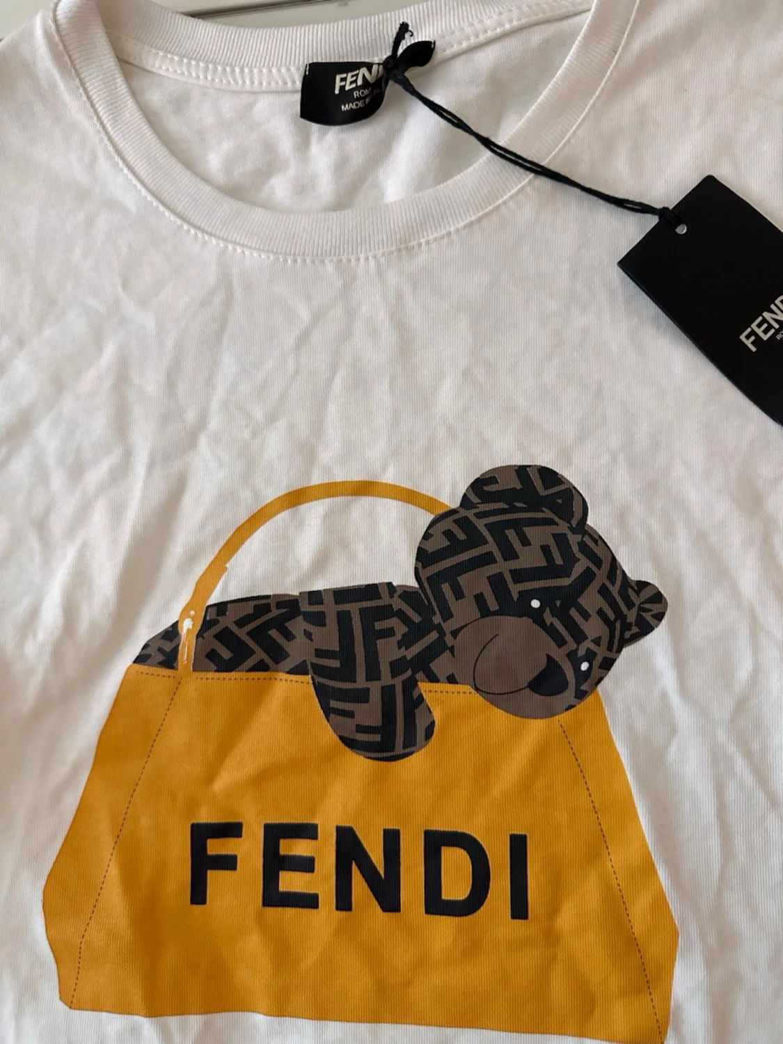 Vit Fendi t-shirt med nalletryck - 1