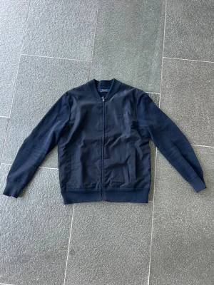 Ralph Lauren kofta/jacka - Mörkblå jacka från ralph lauren. Storlek S. Bra skick