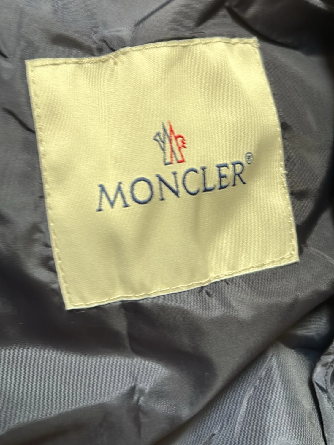 Marinblå vindjacka från Moncler - 2