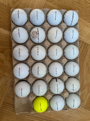Titleist mix 34st golfbollar - Blandade modeller och kvaliteter från titleist