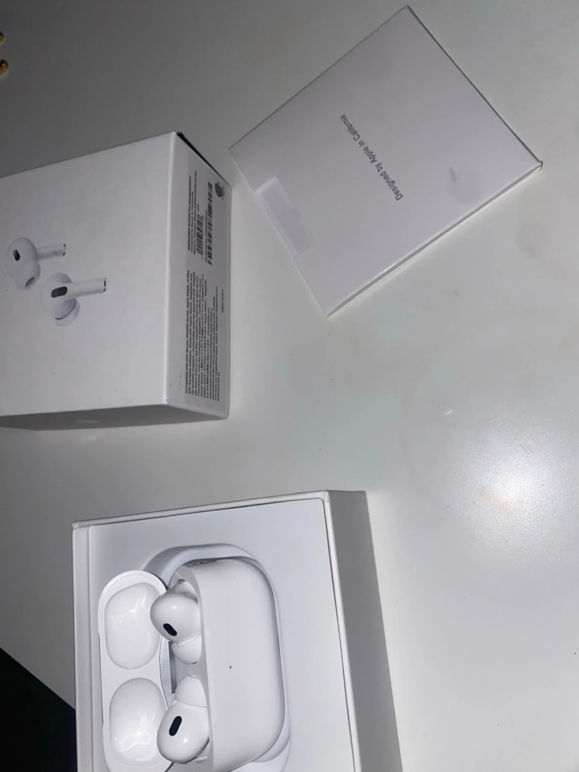Apple AirPods Pro 2 laddningsetui - 2