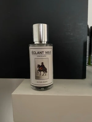Éclant 149.0 extrait de parfum - Säljer en Éclant 149.0 extrait de parfum från one bold chemist. Som är en doft inspirerad av creed aventus