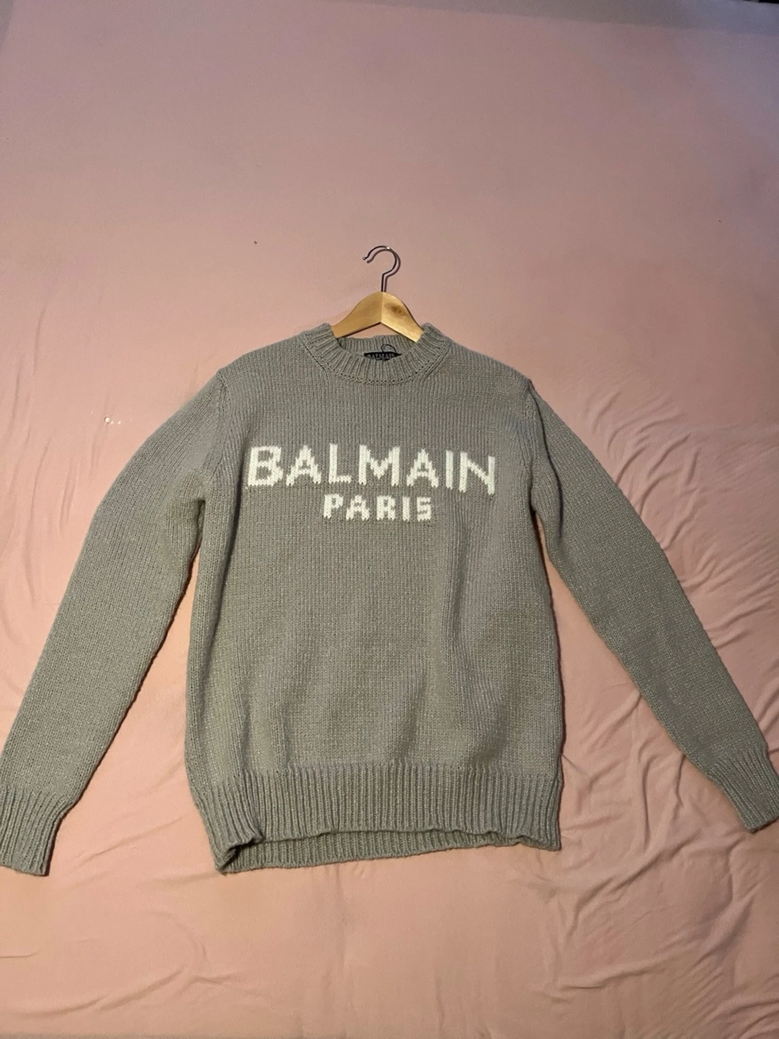 Grå stickad tröja från Balmain