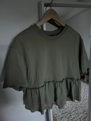 Tröja från Gina  - Jättefin tröja från Gina Tricot 💕