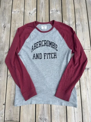 Archive A&F Tröja - Galet fet Abercrombie &fitch tröja i storlek L. Hör av er vid minsta fundering!