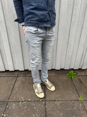 Dondup George jeans - Dondup jeans - Modell: George - Storlek: W30 - skick: 9/10 - Nypris runt 3000kr