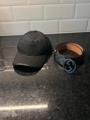 Helt nya accessoarer  - Helt nya och oanvända accessoarer 