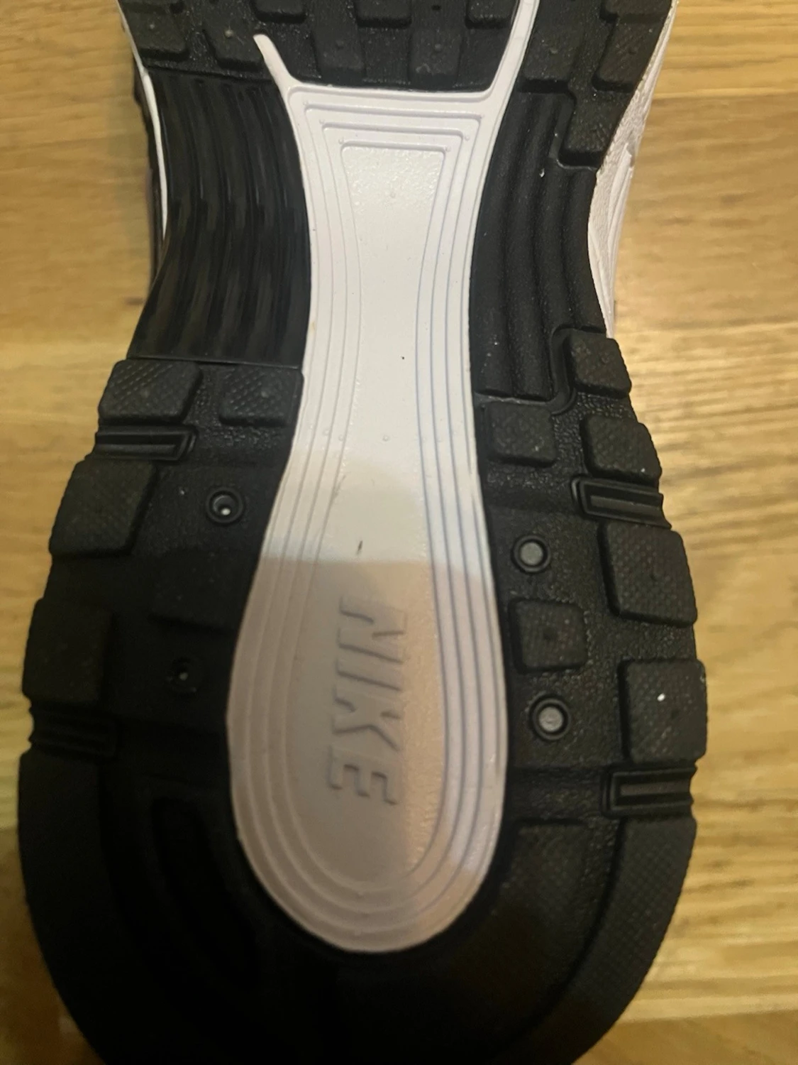 Nike p6000 - 4