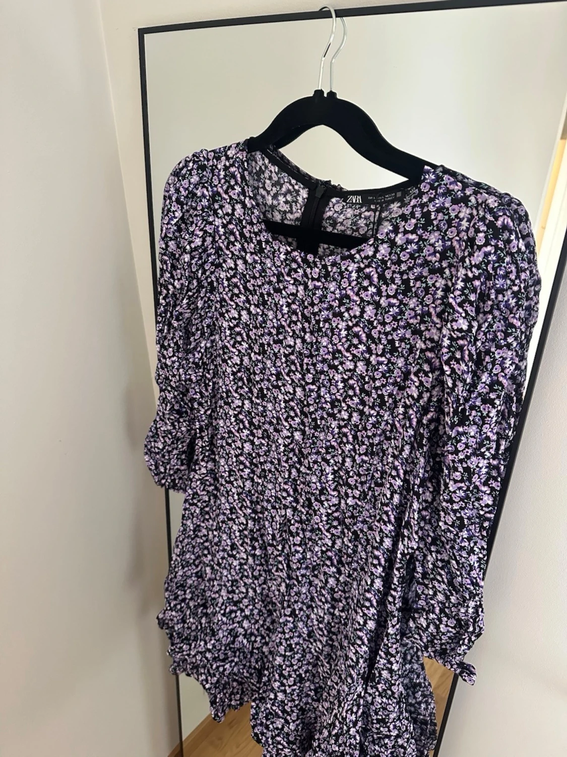 Blommig kortklänning från Zara - 1