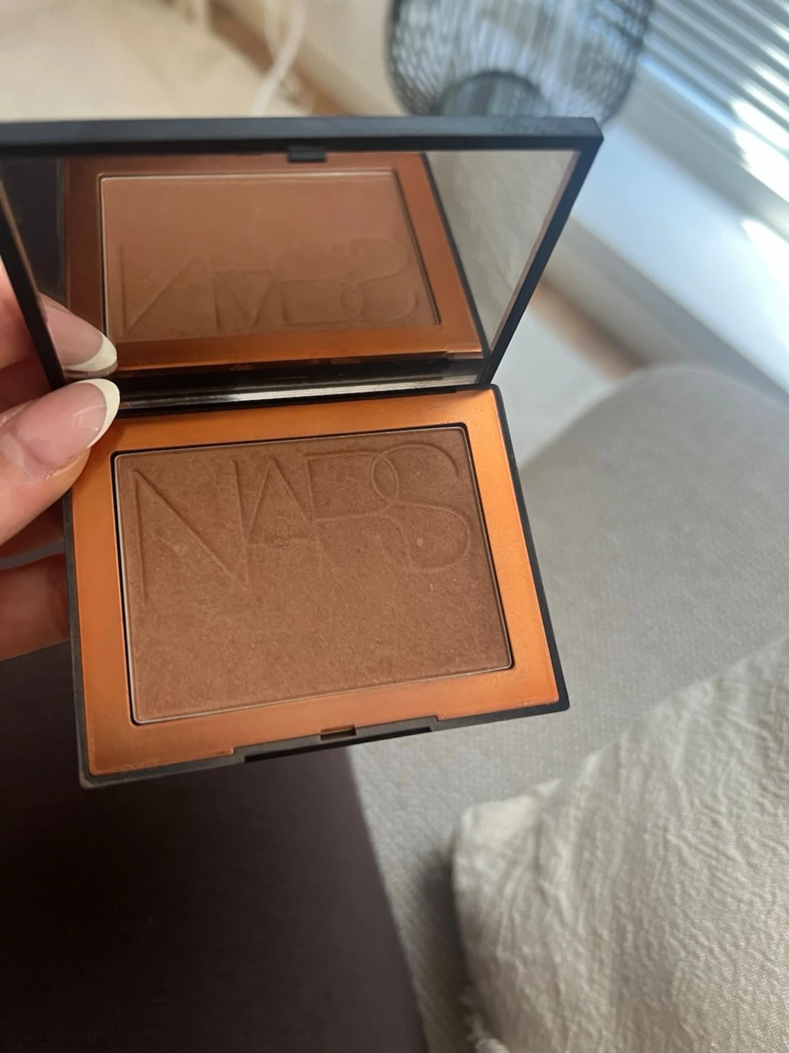 NARS bronzing powder  - 1