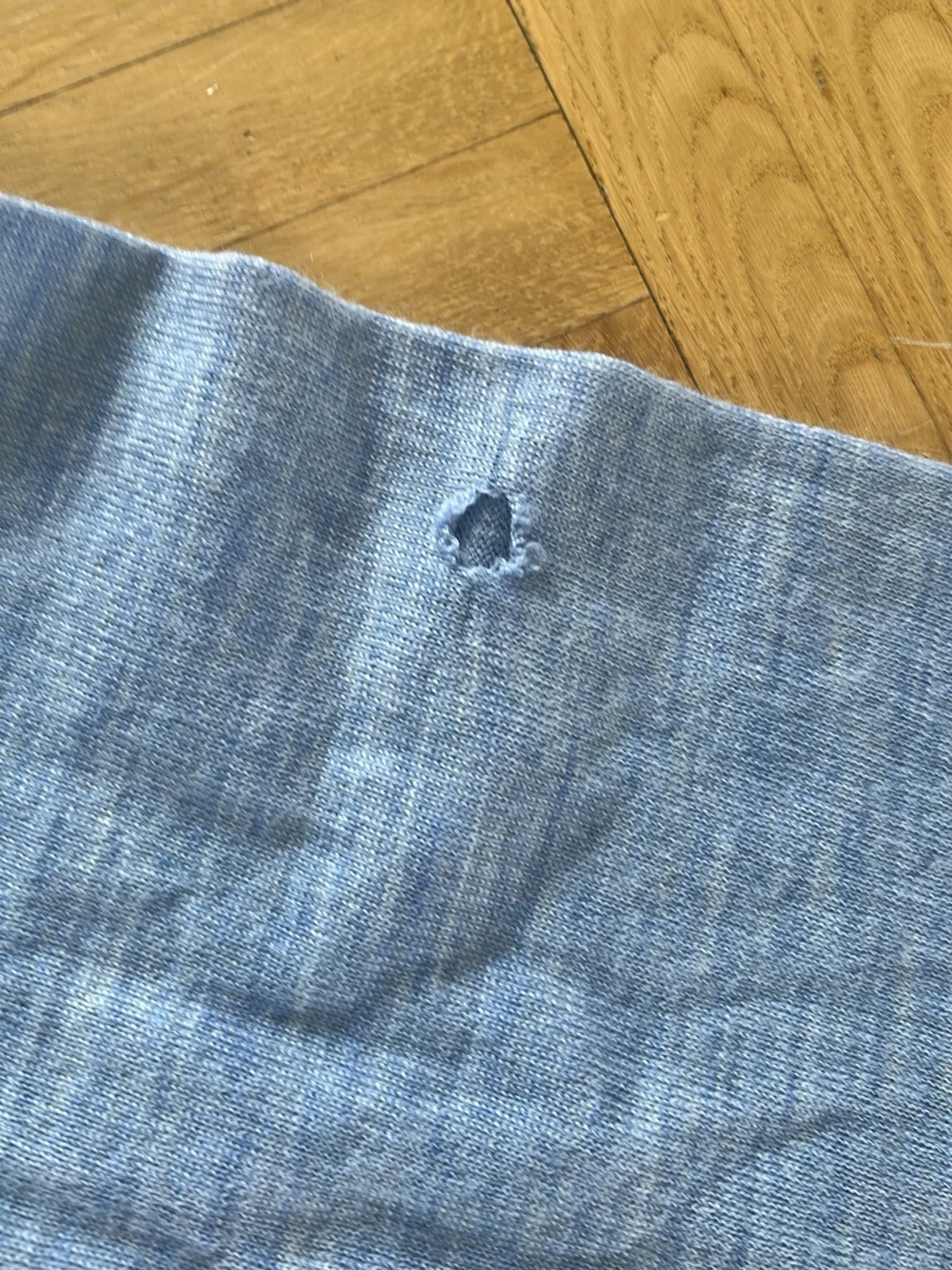 Ljusblå stickad tröja från Sandö - 2