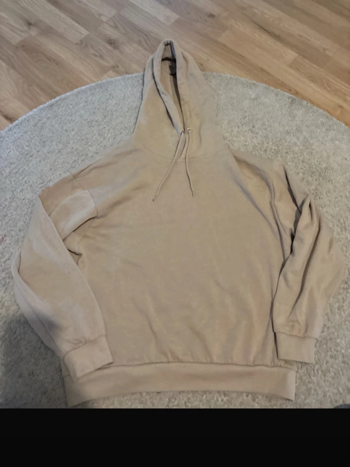 Beige oversized hoodie med huva
