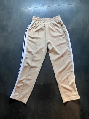 Palm angels - Jätte snygga och bra passform perfekt till sommaren 