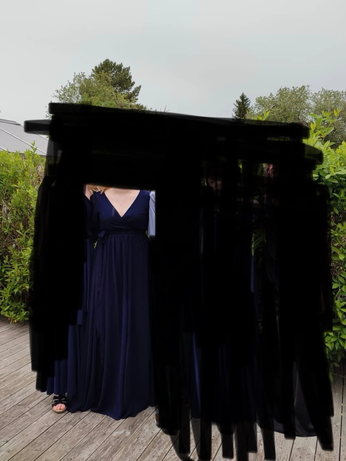 Mörkblå långklänning med v-ringning - 4
