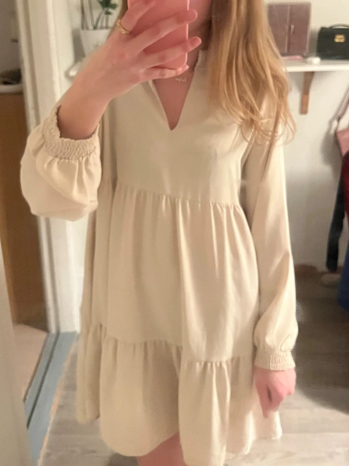 Beige klänning