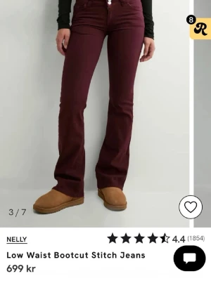 Nelly jeans - Intresse koll!!  Aldrig använda, storlek 34. Slutsålda nypris 700. Hör av er vid frågor