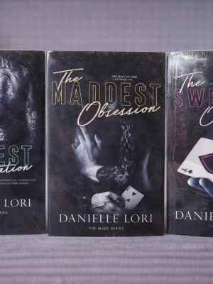 Made Series (3 books)(Brand new, in English) - Skick: Helt nya böcker. Omslag: Pappercover. Storlek: standard (inte pocket). Förpackning: I sitt originala plastomslag. Från: Stockholm. Snabb leverans inom Sverige.
