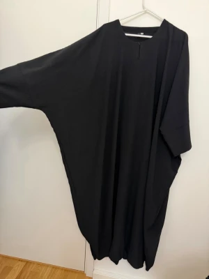 Abaya - Luude collection, storlek 52