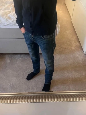 Replay anbass jeans/herr/mörkblå - Replay anbass jeans/herr/mörkblå. Storlek W30L32. Mycket bra skick