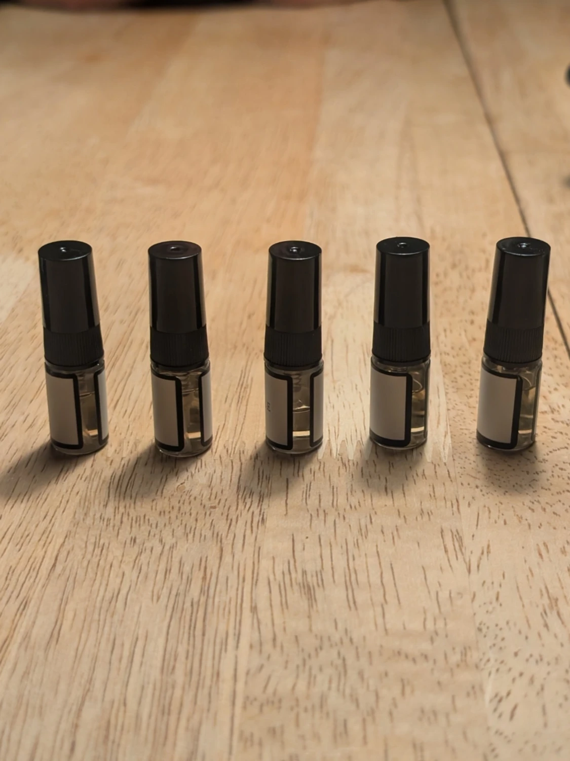 5 Parfymprover från Curiosa  - 1