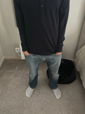 JLindeberg sweatshirt - Mörkblå långärmad pikétröja från JLindeberg knappt använd väldigt fin stilren hör av er!