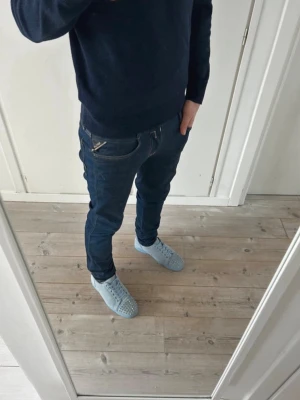 Replay Hyperflex jeans  - Säljer nu dessa riktigt feta Replay hyperflex för endast 399kr! Hör av dig om du vill ha mer bilder eller om du har några funderingar. 💙